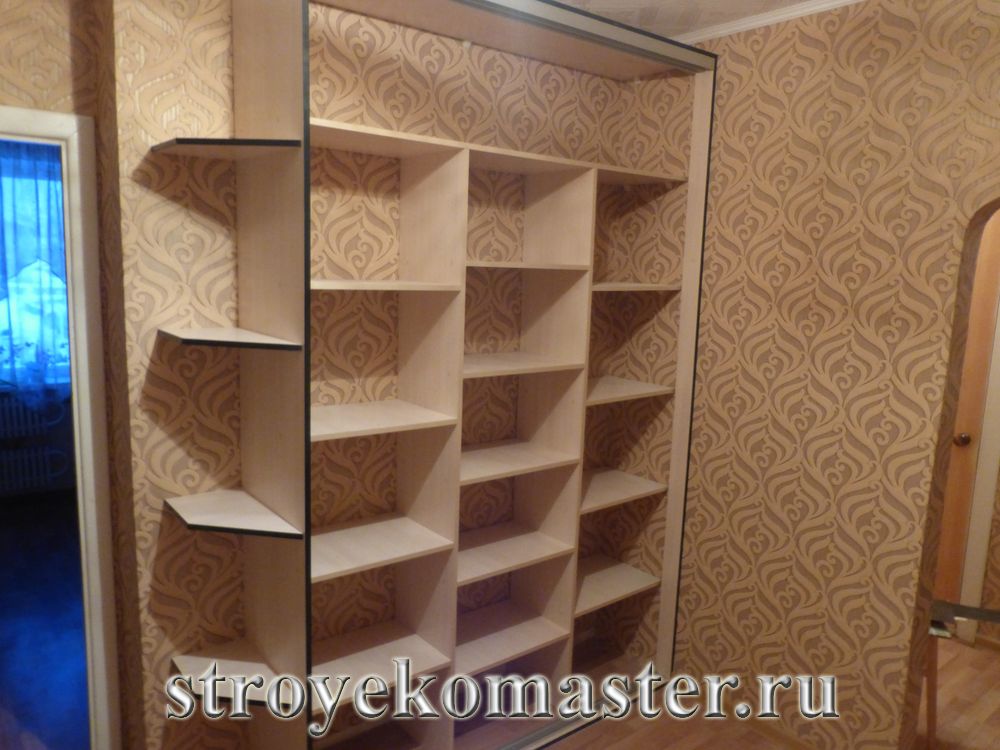 встроенный шкаф-купе в коридоре
